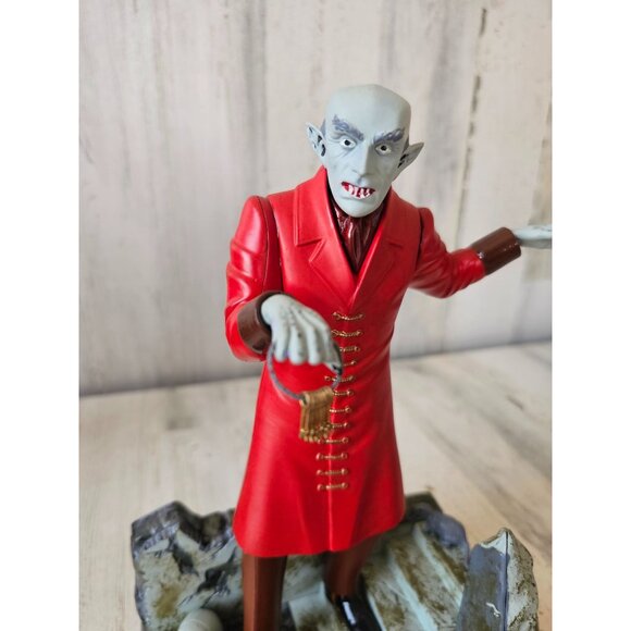 Monarch Dracula nosferatu skull kit statue figurine Halloween vintage - Picture 2 of 9